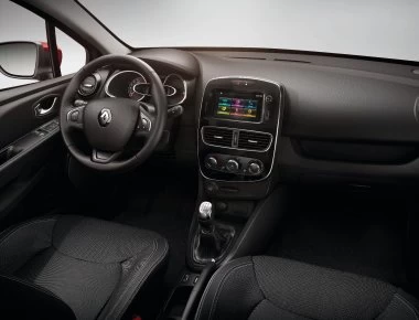 Χρονιά ρεκόρ για τα επαγγελματικά Renault PRO+